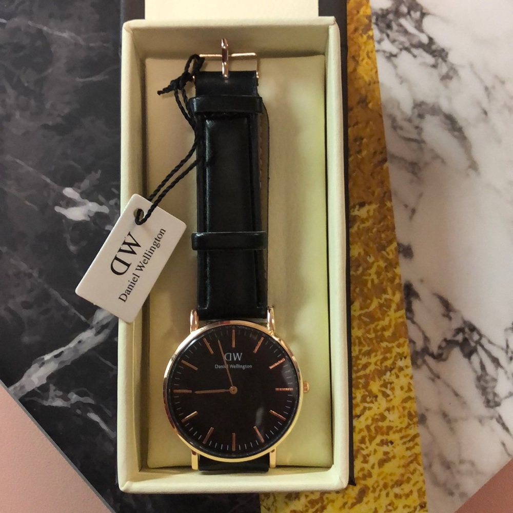 Daniel Wellington classic black